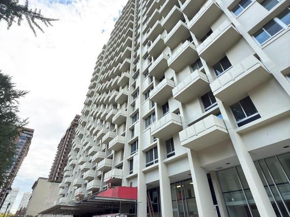 604-36 S Washington Square 1013, Philadelphia PA 19106