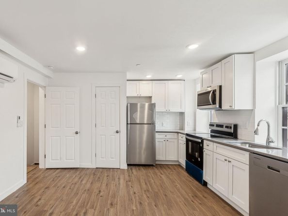 7039 Ridge Avenue, Philadelphia PA 19128