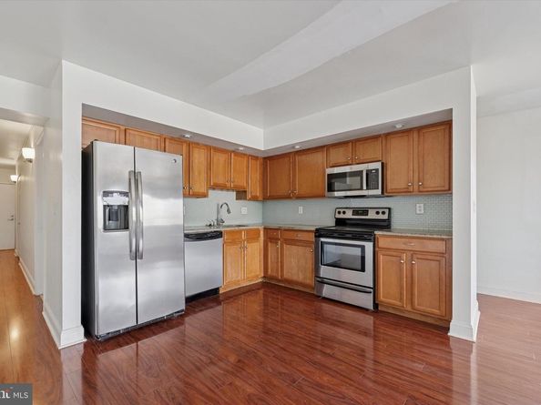 200 Lombard Street 607, Philadelphia PA 19147