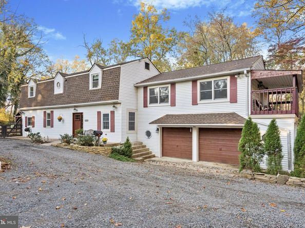 1320 Clayton Avenue, Oakford PA 19053