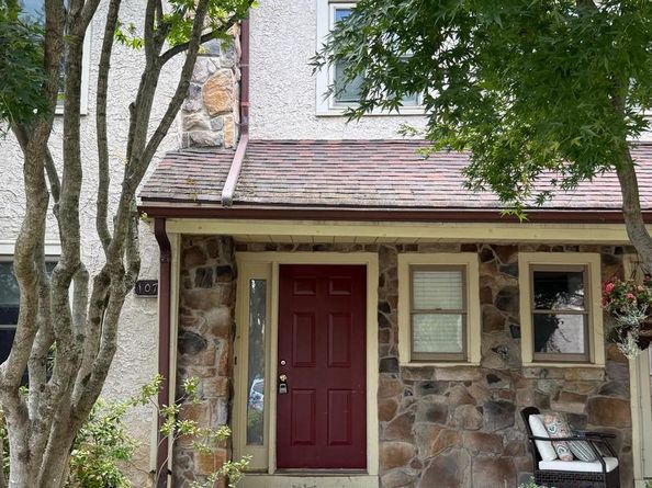 107 Reveille Road 107, Chesterbrook PA 19087