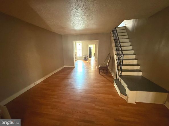 5003 C Street, Philadelphia PA 19120