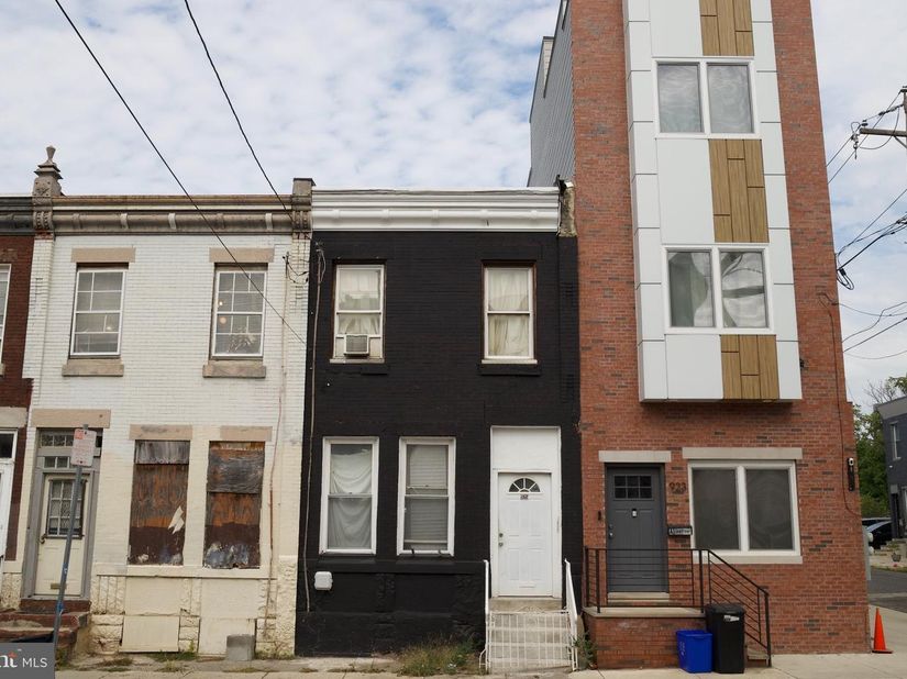 925 Susquehanna Avenue, Philadelphia PA 19122