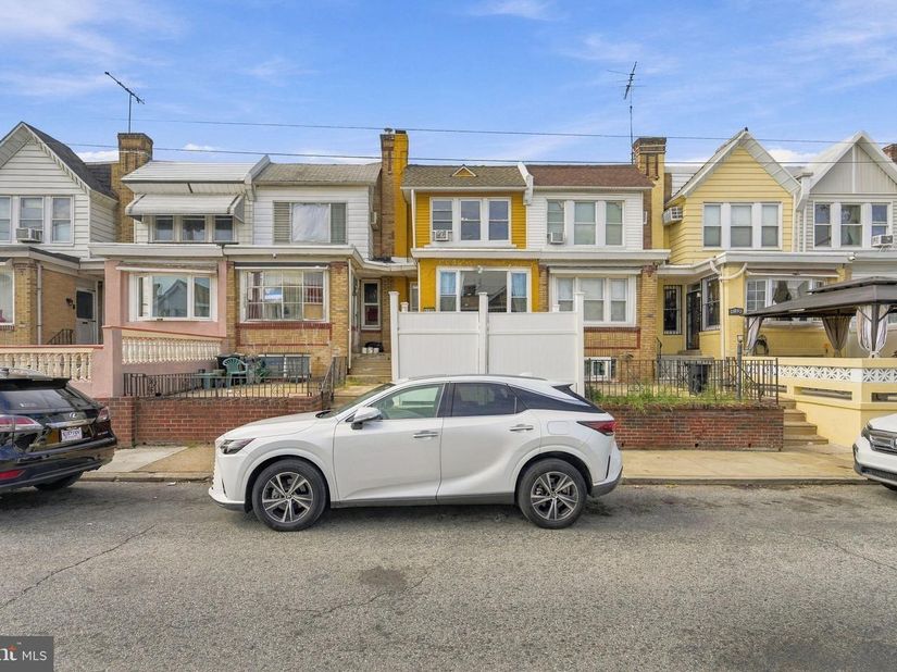 4122 M Street, Philadelphia PA 19124