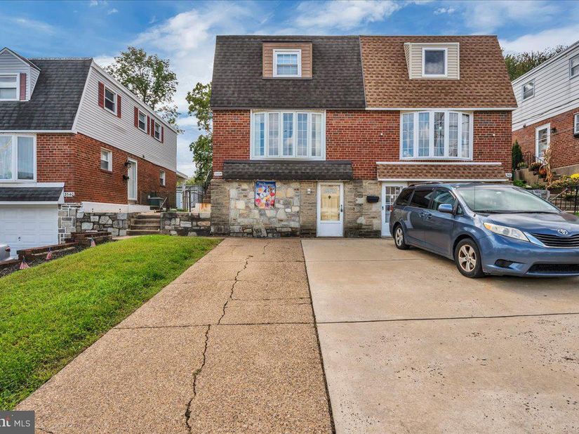 3538 Fitler Street, Philadelphia PA 19114