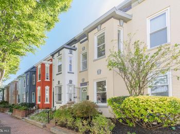 142 Bates Street NW