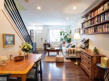 2019 Emily Street