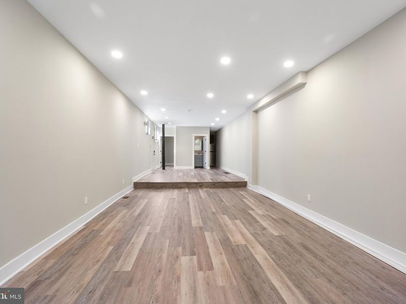 2500 16 Street, Philadelphia PA 19132