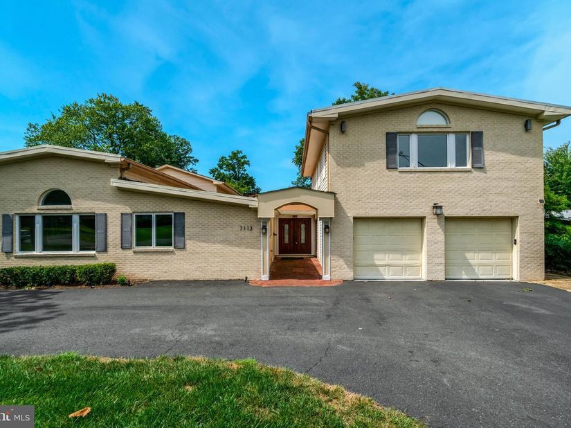 7113 Carol Lane, Falls Church VA 22042