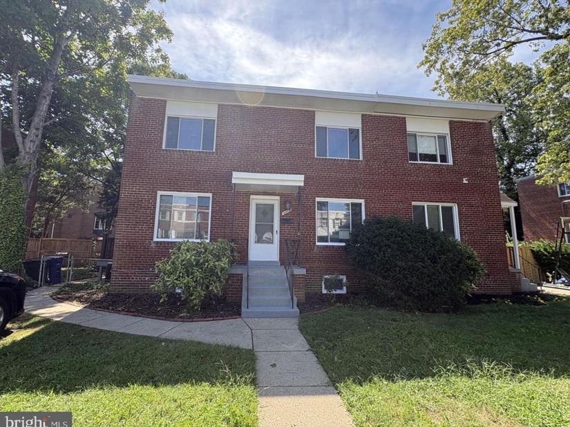 3218 13TH Road S, Arlington VA 22204