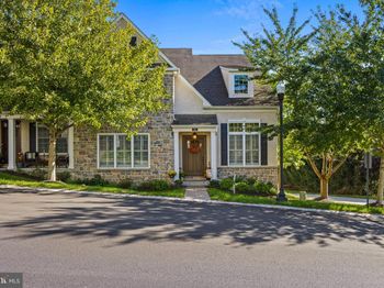408 Ravenscliff Drive