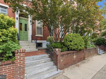 1529 Green Street