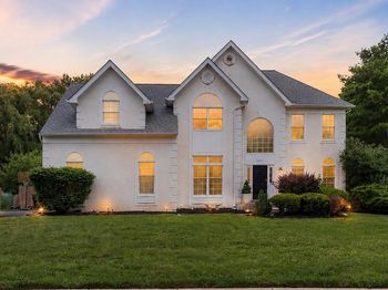 2059 Dawn Lane