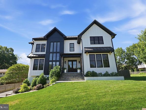 6026 Little Falls Road, Arlington VA 22207