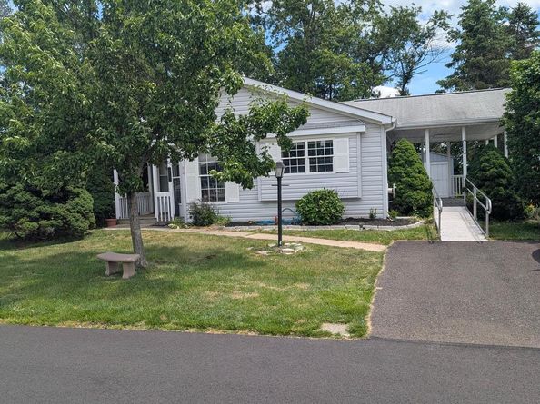 232 Thrush Circle, New Hope PA 18938