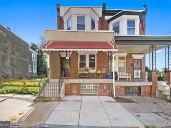 22 E Pastorius Street