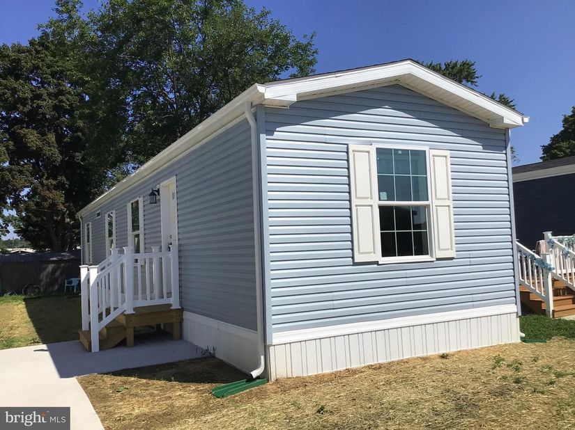 123 Adams Drive, Fairless Hills PA 19030