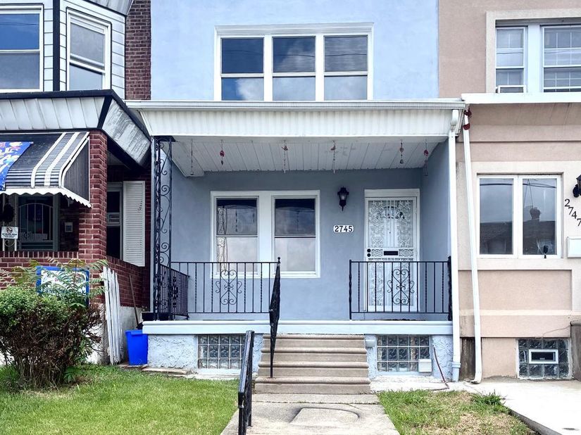 2745 S 71st Street, Philadelphia PA 19153
