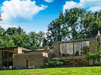 857 Briarwood Road