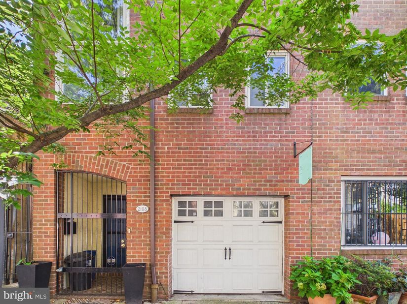 2108 Appletree Street, Philadelphia PA 19103