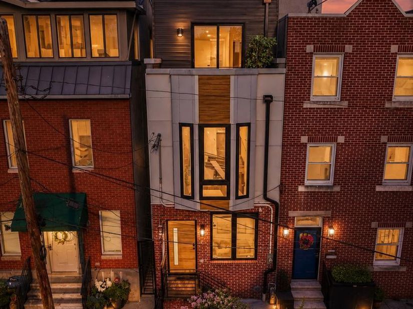 1031 S Fairhill Street, Philadelphia PA 19147