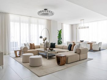 220 SE Mizner Boulevard