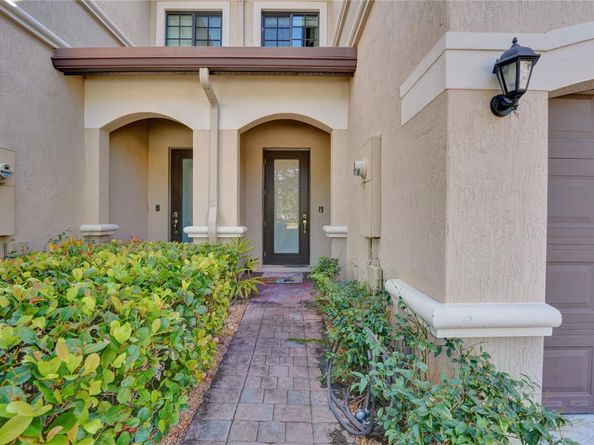 4228 N Dixie Hwy 106, Oakland Park FL 33334