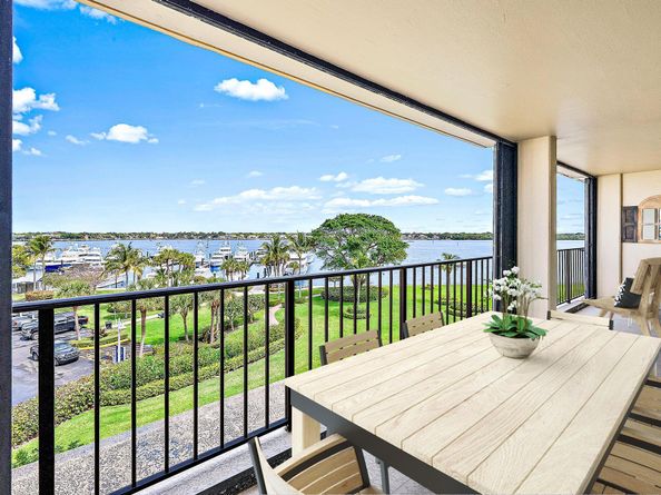 136 Lakeshore Drive 511, North Palm Beach FL 33408