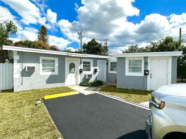 3670 NE 15th Avenue, Pompano Beach FL 33064