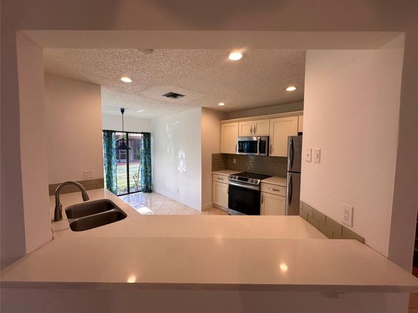 9329 W Sunrise Boulevard 9329, Plantation FL 33322