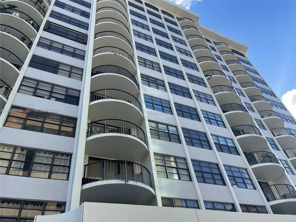 66 Valencia Avenue PH1C, Coral Gables FL 33134