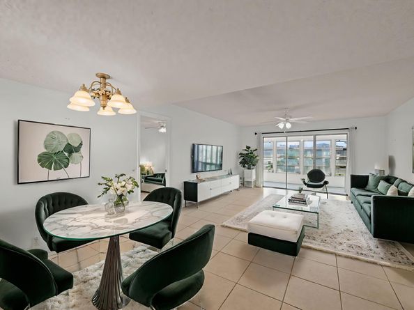 715 Lori Drive 307, Palm Springs FL 33461