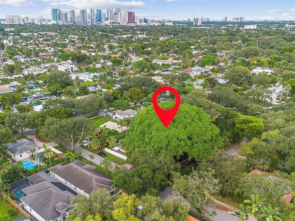 1221 SW 18th St, Fort Lauderdale FL 33315