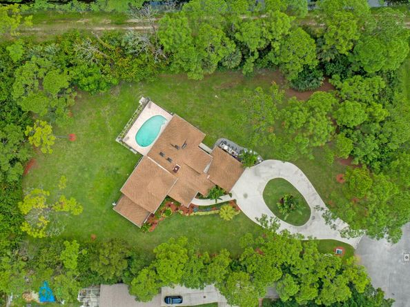17520 Bridle Court NW, Jupiter FL 33478