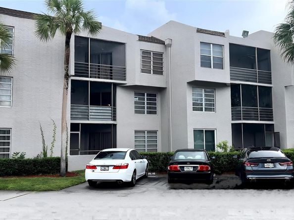 3100 Riverside Dr 307, Coral Springs FL 33065