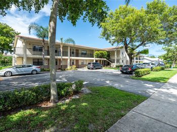 8705 NW 38th Drive