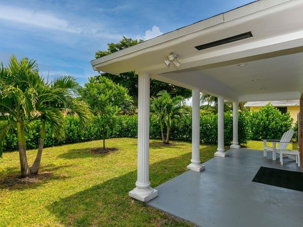 825 NE 10th Avenue, Pompano Beach FL 33060