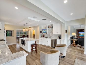 2832 NE 26th Street
