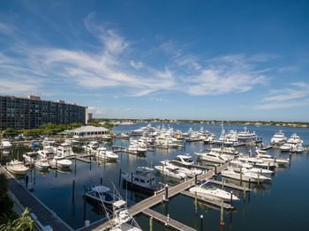 108 Lakeshore Drive