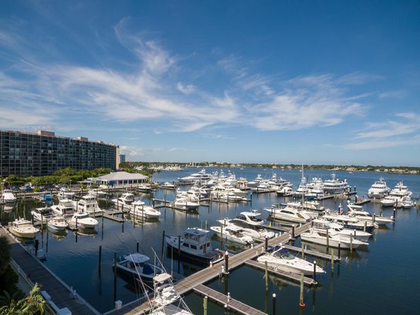 108 Lakeshore Drive 1041, North Palm Beach FL 33408