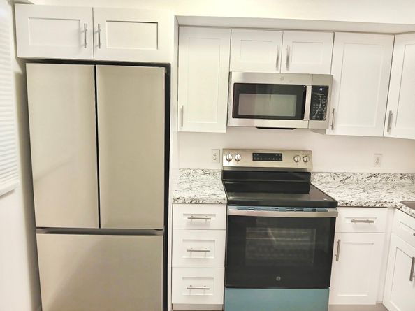 102 Royal Park Drive 3D, Oakland Park FL 33309