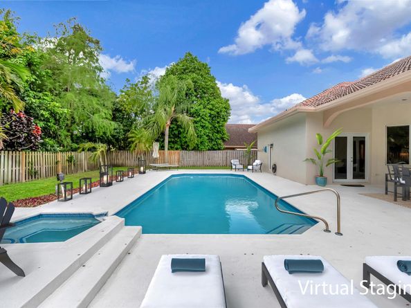 13645 Folkestone Court, Wellington FL 33414