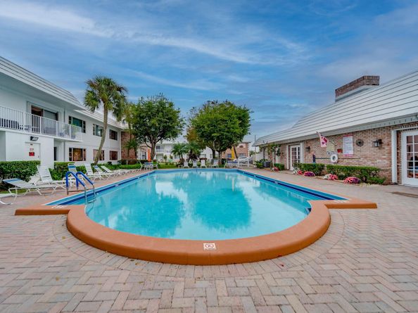 400 S Cypress Rd 427, Pompano Beach FL 33060