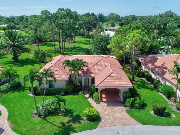 2 Fairway Drive, Boynton Beach FL 33436