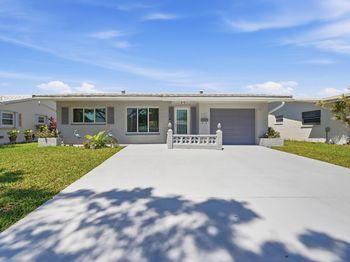 5711 NW 84th Terrace