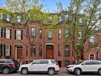 131 Mount Vernon St