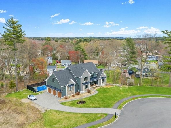 9 Shay Lane, North Reading MA 01864