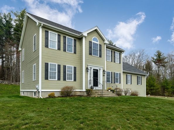 29 Grizzly Drive, Rutland MA 01543