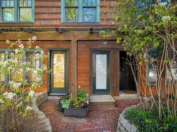 411 Norfolk Street