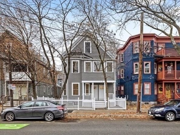 17 Cameron Avenue 17, Cambridge MA 02410